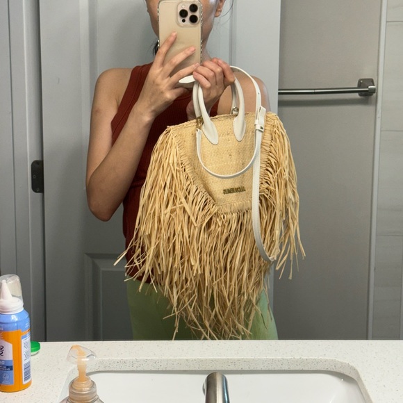 Jacquemus Le Petit Baci bag / crossbody - Picture 7 of 11